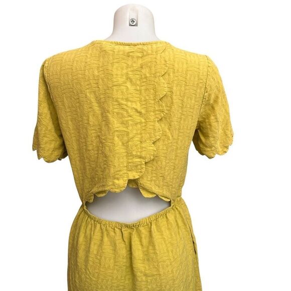 Anthro Broadway & Broome Mustard Silk Crepe Mini Shift Dress Cut Out Back sz 6 - Picture 6 of 11